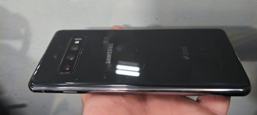 На запчасти Samsung s20 5g 12/128 Samsung s10 g9730