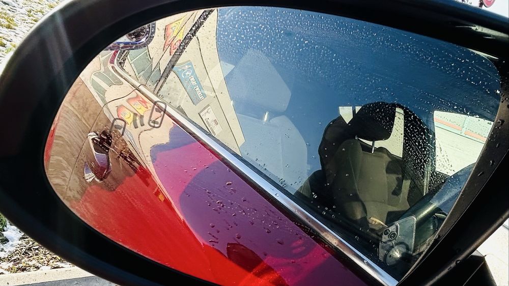 Toyota CHR  rocznik 2019 1.8 hybrid