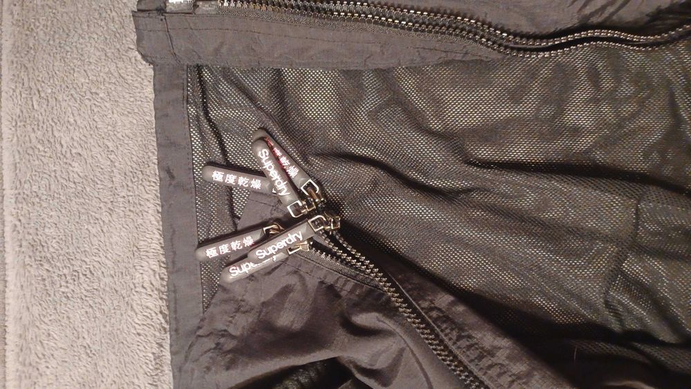 Kurtka Superdry damska