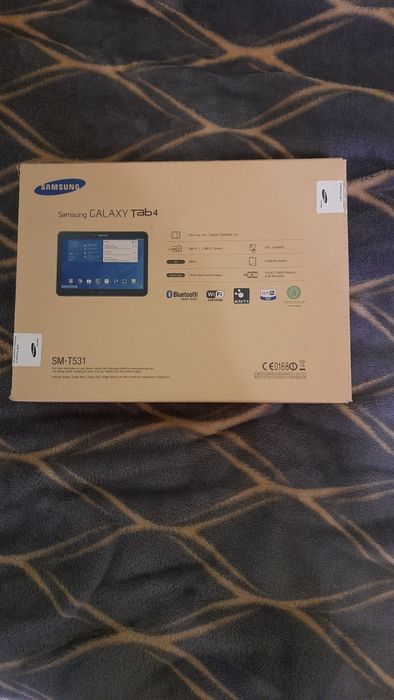 Планшет Samsung Galaxy Tab4
