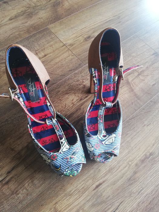 Sprzedam buty pin-up Iron Fist