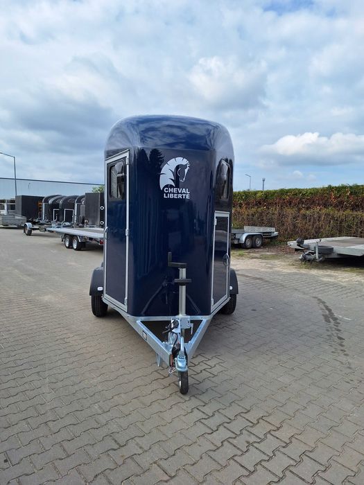 Przyczepa dla 2 koni Aluminiowa Nowa