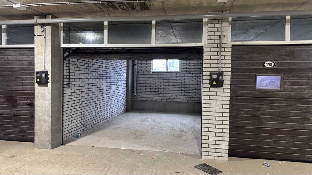 Здам в оренду ГАРАЖ БІЛЯ АГОРИ!