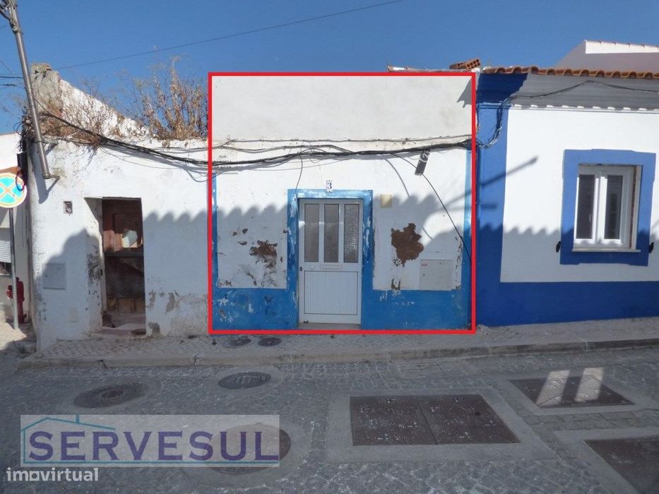 Excelente Oportunidade! Casa antiga com projeto, implantada em terr...