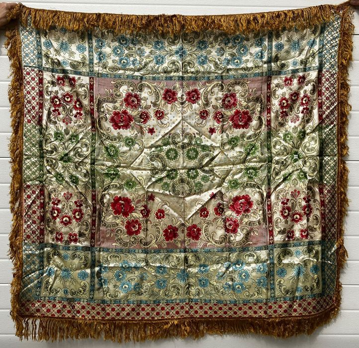 Toalha de mesa decorativa e de coleção - antiguidade