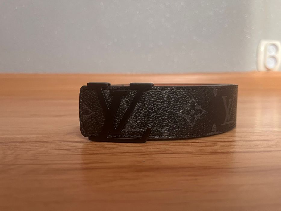 Pasek LV  Kolor:Czarny