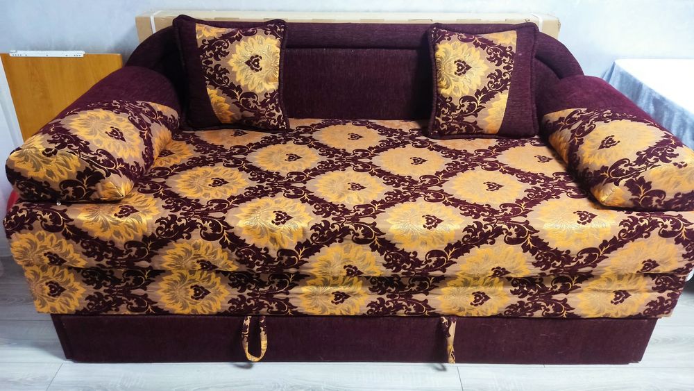 Продам диван б/у