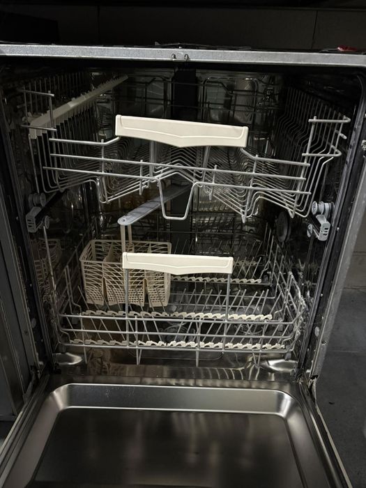 Вбудована посудомийна машина SMEG під стільницю,( А120105 )