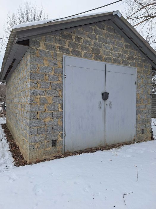 Гараж для автомобіля