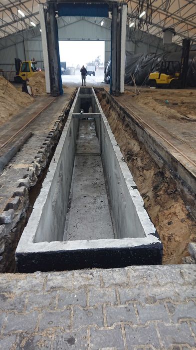 Kanał samochodowy szczelny betonowy odlew do warsztatu serwisu dł5.54