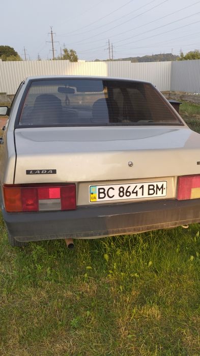 Легковий автомобіль
