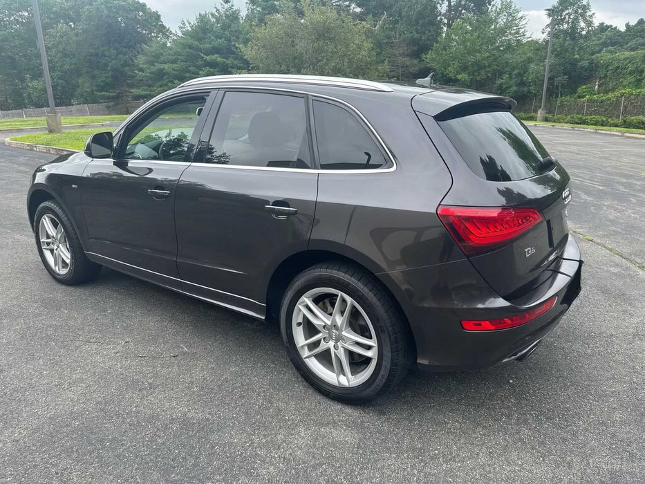Audi Q5 quattro Premium Plus      2014