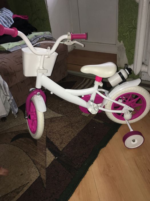 Дитячий велосипед для дівчинки