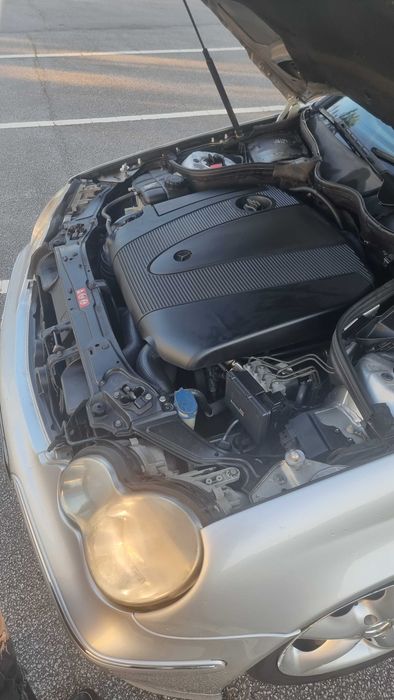 Mercedes C220 versao Avantgard 150cv ano 2095