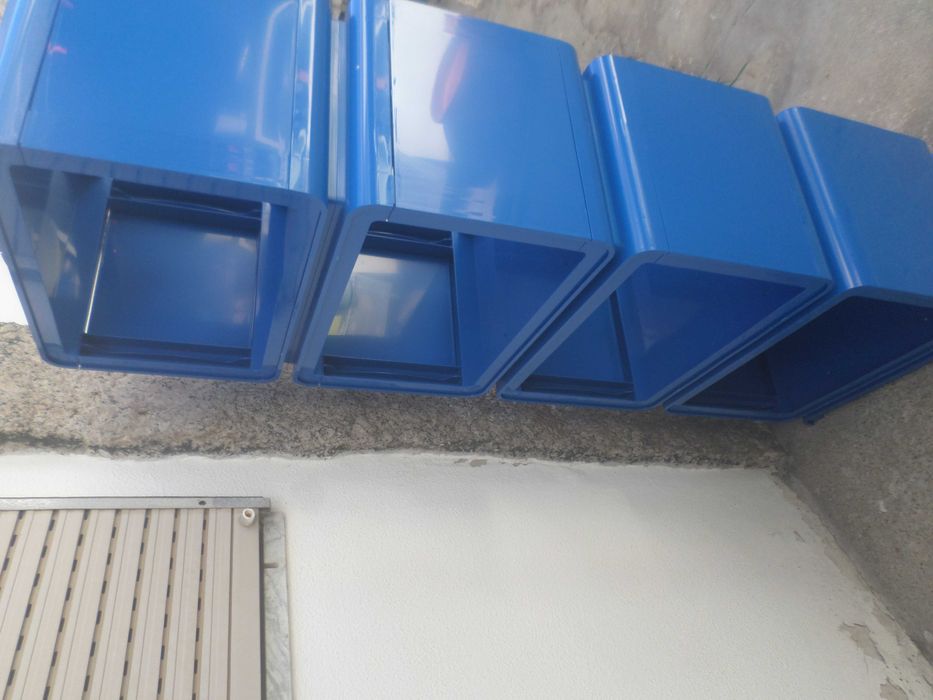 Expositor em acrilico / 4 cubos