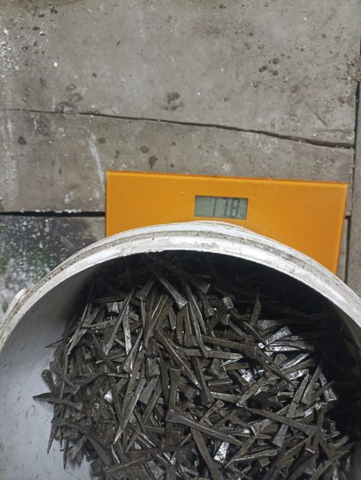 Цвяхи для підков