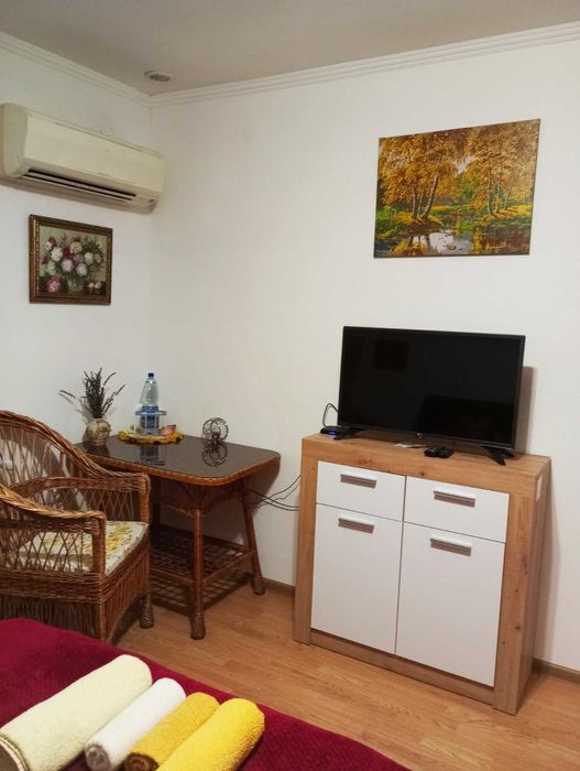 Подобово окремі номера з санвузлами, кухнею, паркінг в м.Берегово