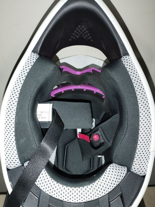 Capacete Acerbis e óculos Scott junto ou separado