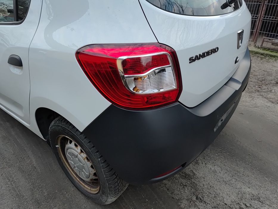 Dacia Sandero II 12- Błotnik ćwiartka Lewy tył DV369