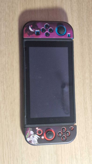 Nintendo Switch com capa personalizada