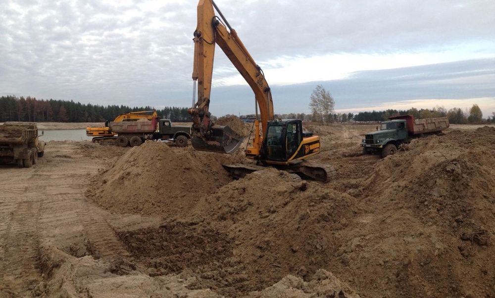 Днопоглиблення,копка, очищення водойми, причалу, пірсу, спецтехніка