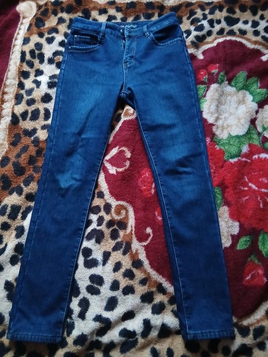 Продам теплі джинси 42-44 розмір