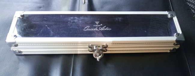 Кейс  шкатулка для оздоровительного браслета Quadr Activ