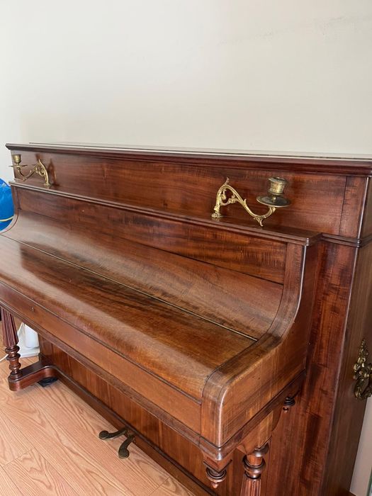 Piano Vertical - ÉRARD