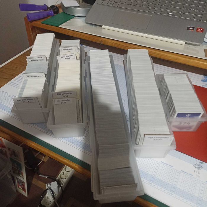 Liga Campeões 23/24 TOPPS cromos - Cromos e Cadernetas do Inácio