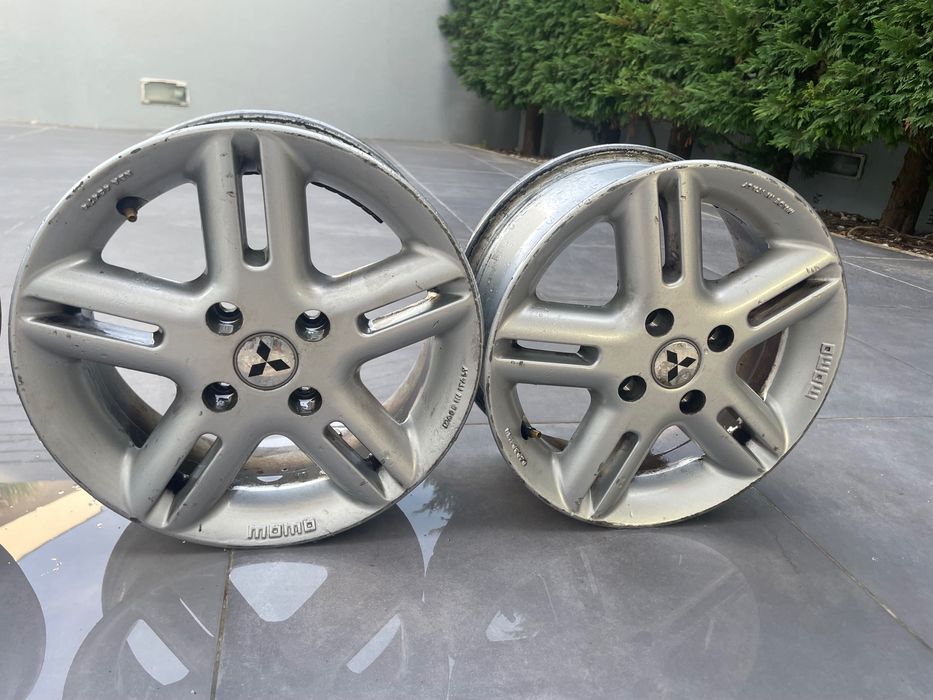 Jantes furacão 4-100, 15, Marca: Momo, Mitsubishi