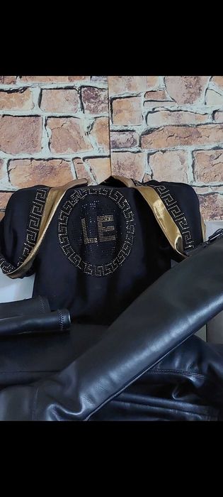 Bluzka o rewelacyjnym design Marki Lady Elite