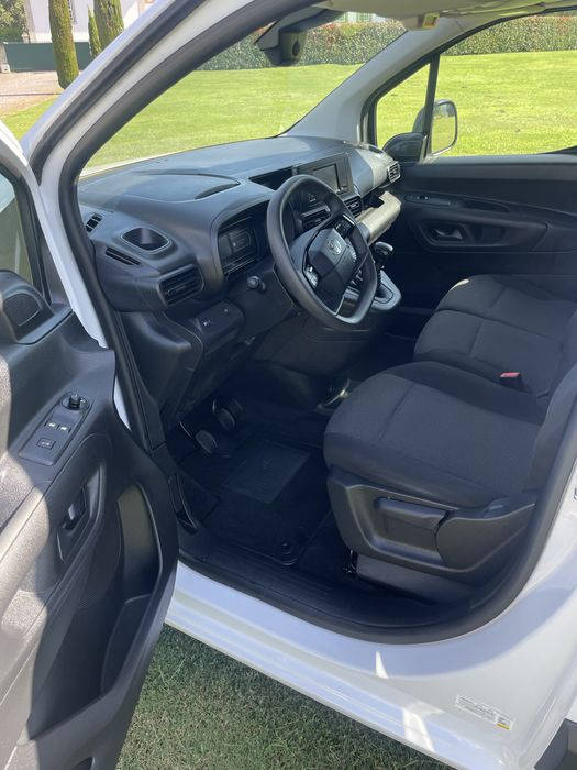 Toyota  Pro   Ace city 20 mil klms