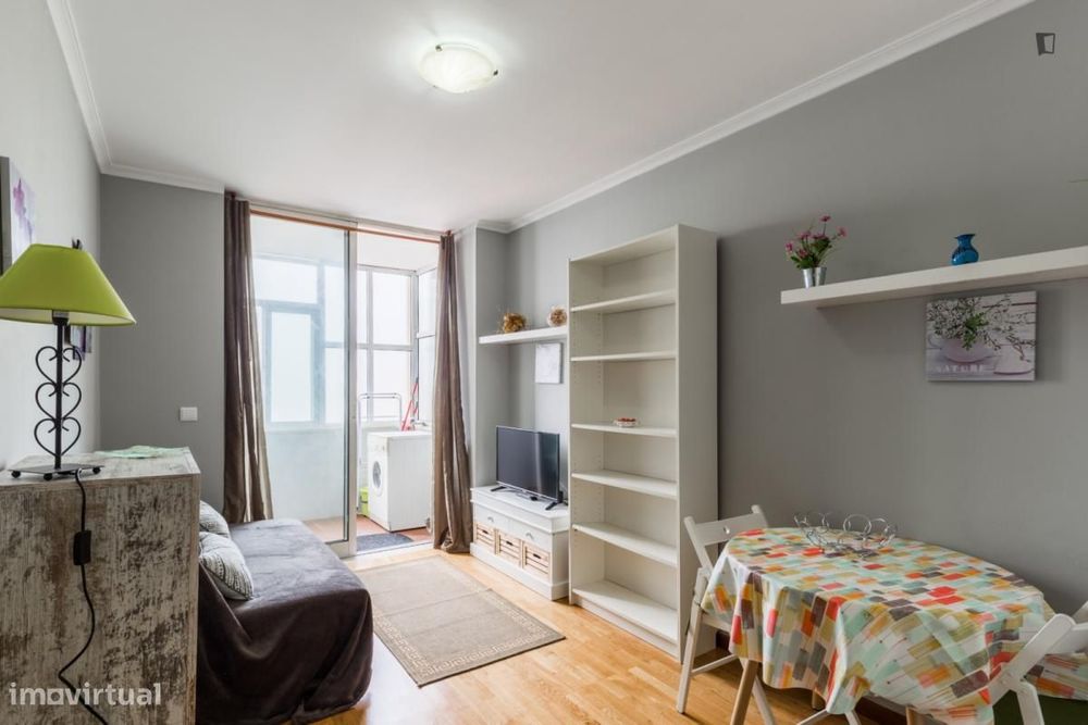 Apartamento com 1 quartos - localizado em Cedofeita Porto