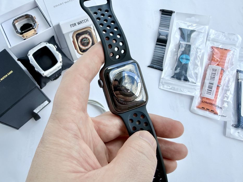 apple watch 4 44 nike - купити телефони та аксесуари - Ціна на OLX.ua