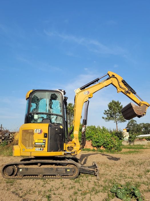 Mini giratória Caterpillar 3 TN