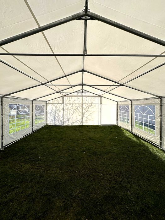 Namiot imprezowy/stoły, krzesła, oświetlenie