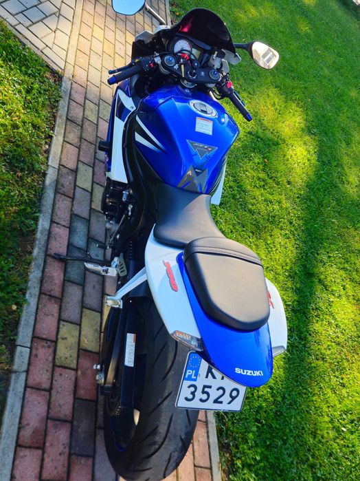 Piękne Suzuki gsxr750 150km