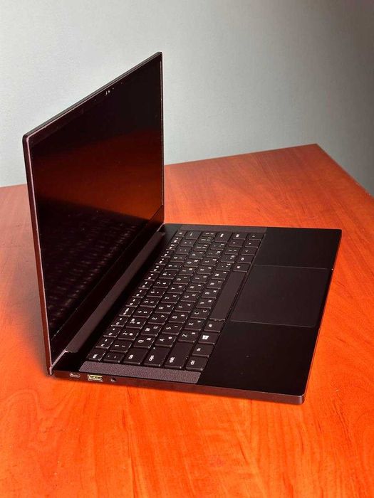 Blade Stealth 13 2019 16gb/1tb i7