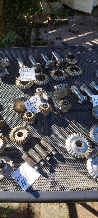 Przystawki Kukurydzy Różne Marki NH Geringhoff Olimac Capello koła zęb