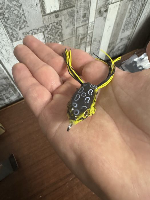 Симуляція леопардового жаби