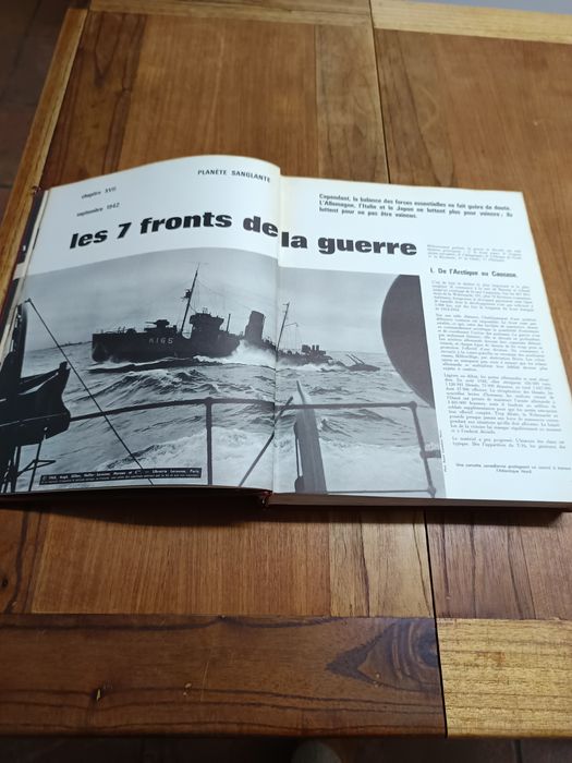 Livro "La seconde guerre mondiale" Larrousse-Paris Match-1966