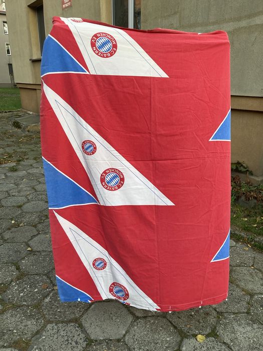 Komplet poscieli FC Bayern Munchen koldra poszewka 1 stan 3