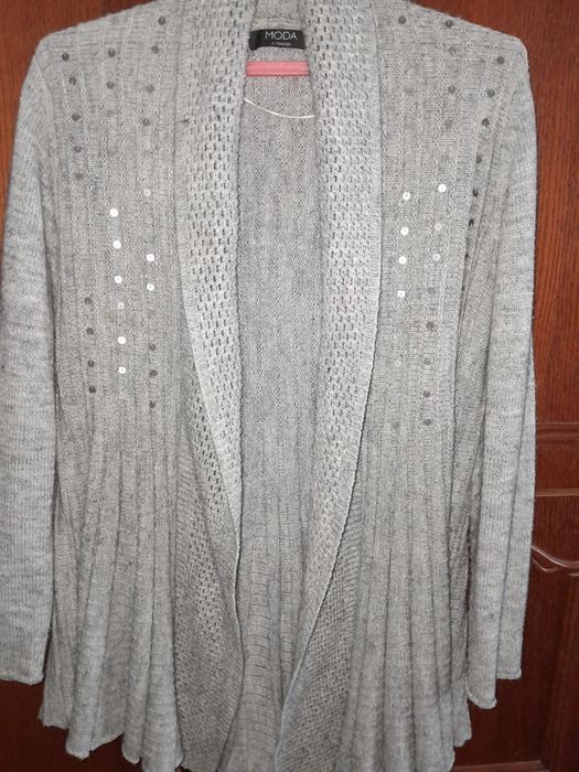 Кардиган сірий жіночий.Розмір 46-48