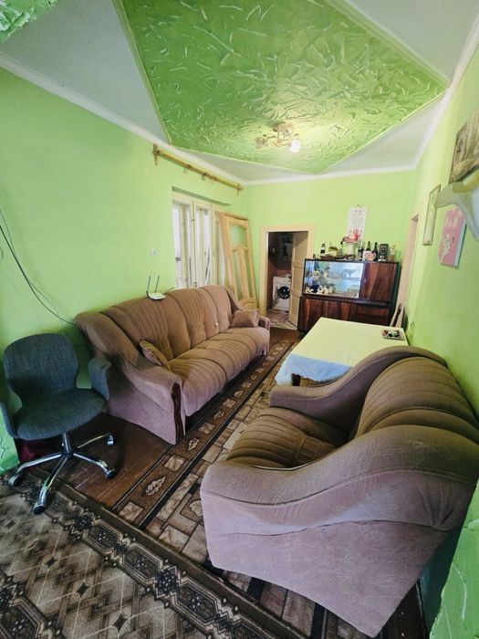 Продаж будинку в м.Берегове, 77 кв.м, 10 соток ділянки