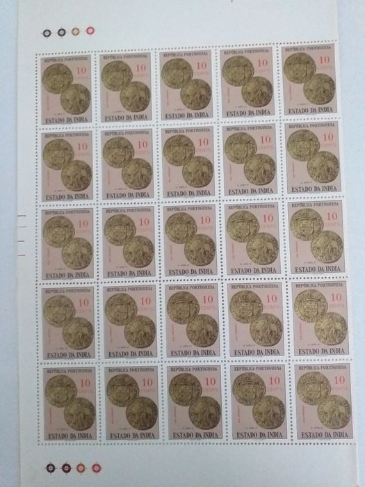 Folhas de selos das ex. colonias portuguesas