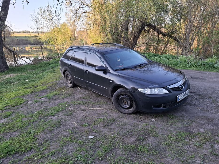Мазда 6 2004 року