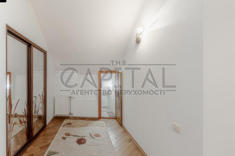 Оренда будинку 476 м² з басейном у сосновому лісі, Козин