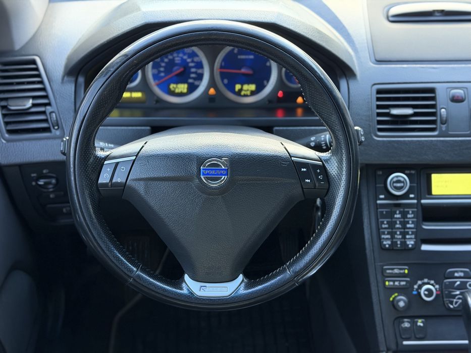 VOLVO XC90 2011 року, 2.4 дизель, автомат, повний привід, 7 місць
