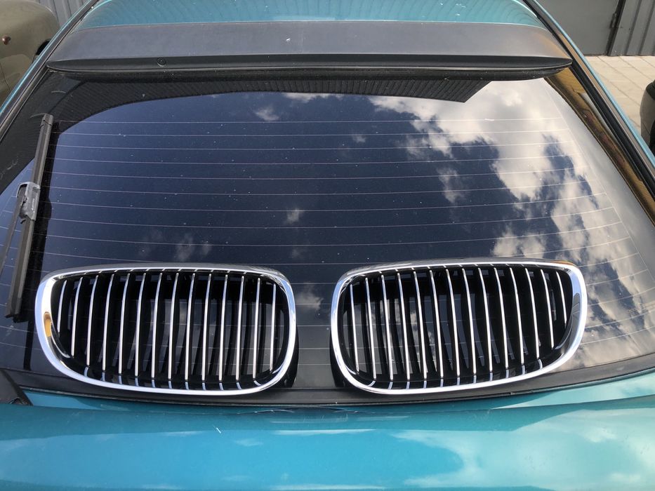 BMW 3 e90/e91 ноздри