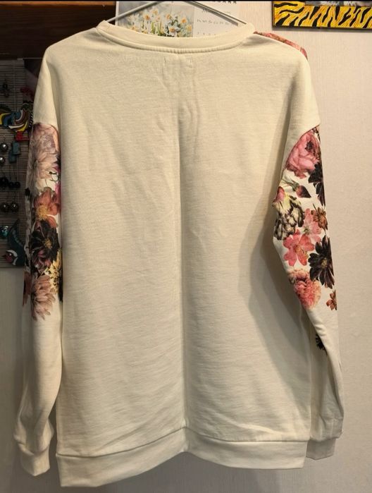 Bluza z kwiatami